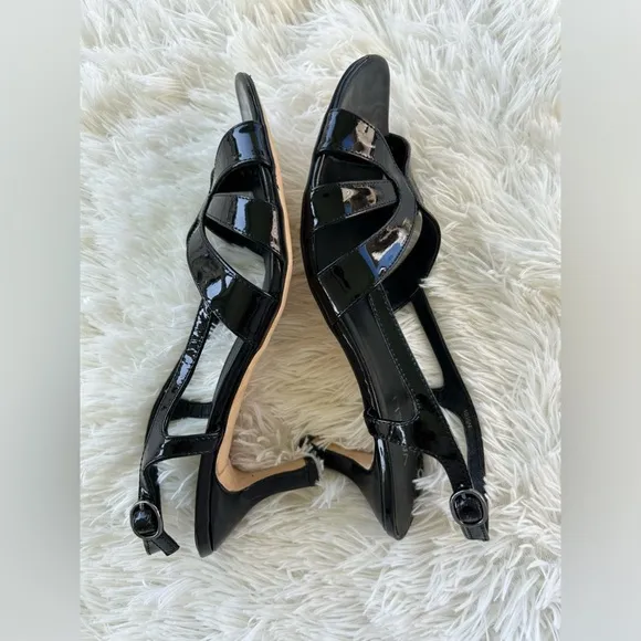 Vaneli black patent leather “Modesta” sandal kitten heels size 10.5