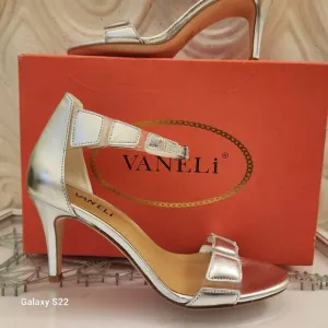 Vaneli Brooke Heeled Sandals. Silver. Leather. NIB. Size 7.5