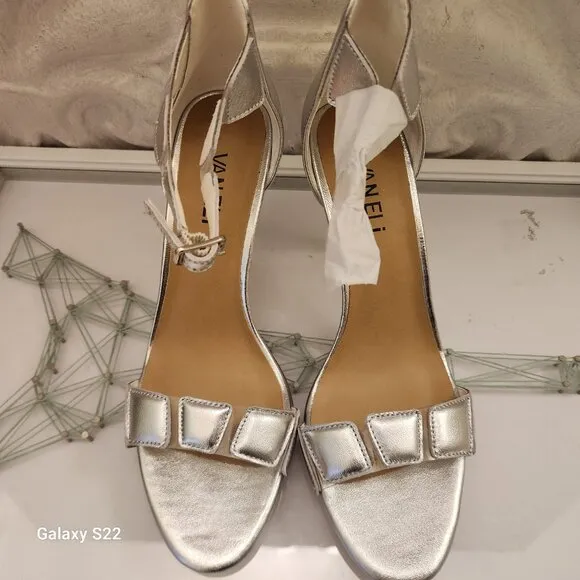 Vaneli Brooke Heeled Sandals. Silver. Leather. NIB. Size 7.5