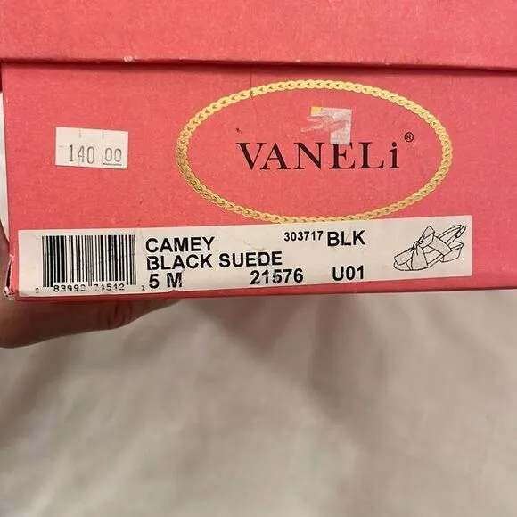 VANELI BLACK SUEDE SANDALS.  NEW