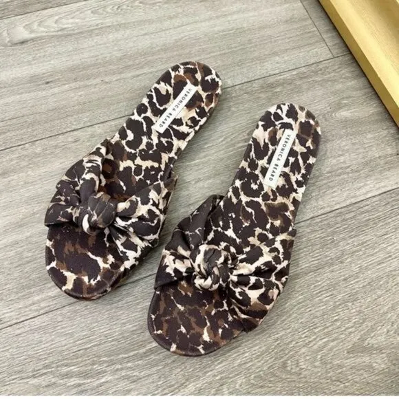 VERONICA BEARD Etra Knotted Leopard-Print Canvas Slides Size 6