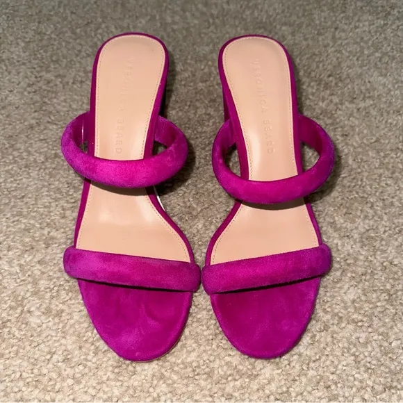 VERONICA BEARD Suede Sandals