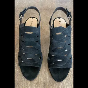 Via Spiga Galore Cut Out Slingback Heels Sz 8 US
