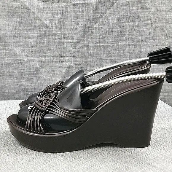 Ville St Cassien Rare VTG Womens brown leather wedge sandals strappy slip-on 38