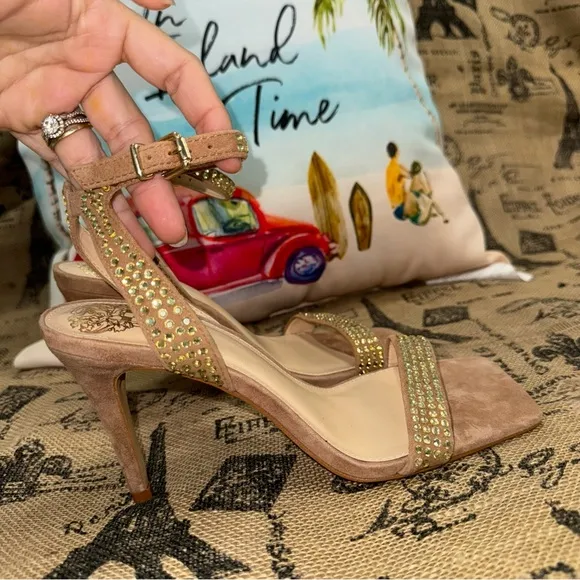 Vince Camuto NWOB! Saprenda Rhinestones Ankle Strap Sandals Size 7