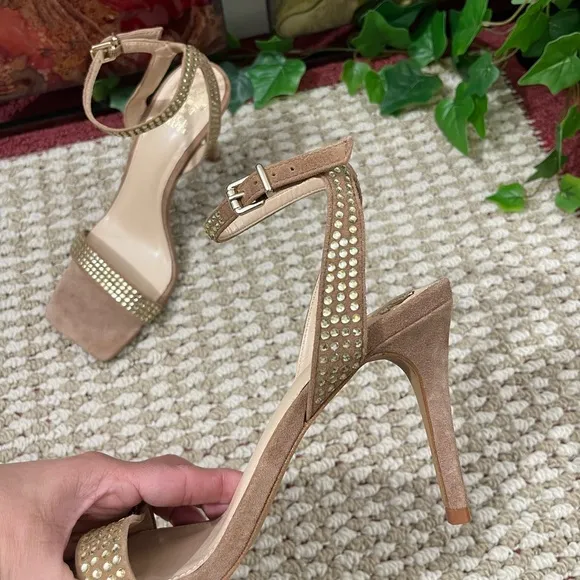 Vince Camuto Saprenda Rhinestones Ankle Strap Sandals 8.5