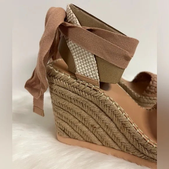 Vince Camuto Women's Brisshel Ankle-Tie Espadrille Platform Wedge Sandal