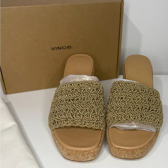 Vince NIB Nicki Croche Cork Sandals in Sand