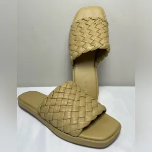 VINCE. Womens Beige Rumi Square Toe Slip On Leather Slide Sandals Shoes Size 8M