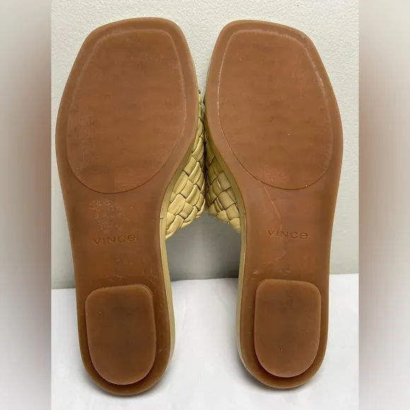 VINCE. Womens Beige Rumi Square Toe Slip On Leather Slide Sandals Shoes Size 8M
