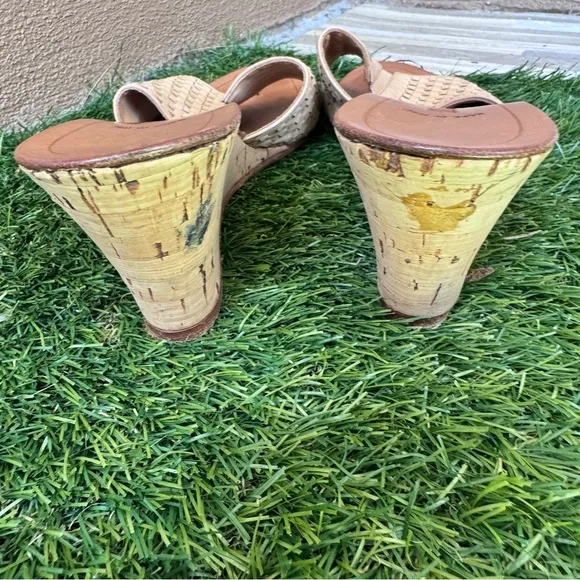 Vintage Maserati Woven Leather Wedge Sandals Made in Italy Tan Size 10