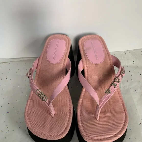 Vintage Y2K Lower East Side Pink Platform Thong Sandal Rhinestone Charms Bratz 7