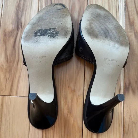 Vintage Y2K Nine West Brown Leather Sequin Accent Sandals Heels