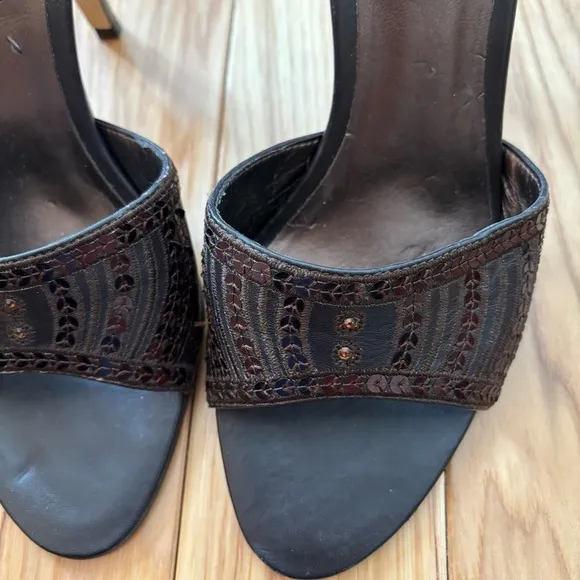 Vintage Y2K Nine West Brown Leather Sequin Accent Sandals Heels