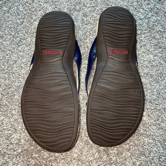 Vionic Bella ll Lizard Print Sandals