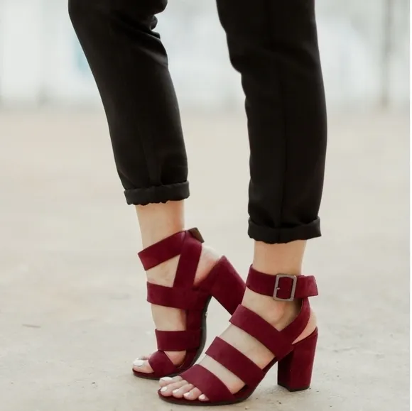 Vionic Black Suede Strappy Stacked Block Heel Blaire Sandals Heels New 6 6.5
