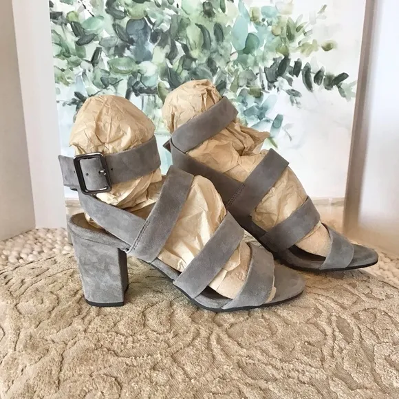 Vionic Blaire Gray Suede Heeled Sandal Size 9.5, NWT