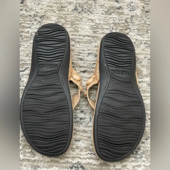 Vionic Eve II Sandals Womens Size 8 flip flop Arch Support Orthotic