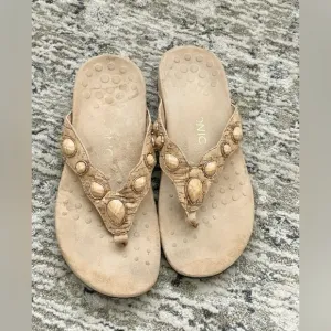 Vionic Eve II Sandals Womens Size 8 flip flop Arch Support Orthotic