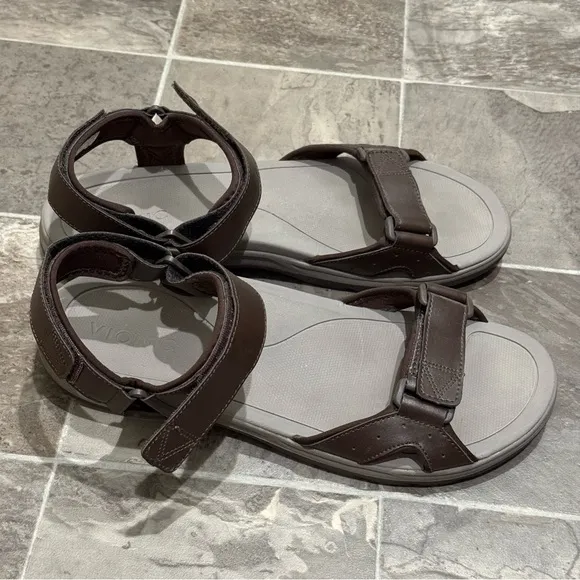 Vionic Leo Brown Leather Sandals Size 11 Hook and Loop Adjustable Straps