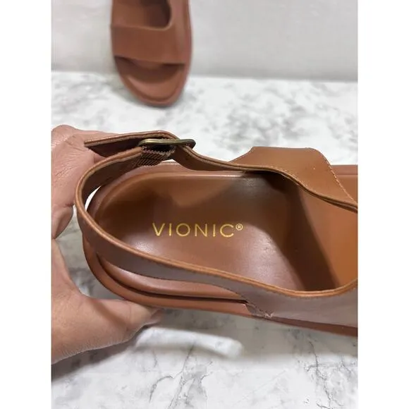 Vionic Madera Sandals Women 8.5M Tan Leather Casual Modern Chic Minimalist Boho