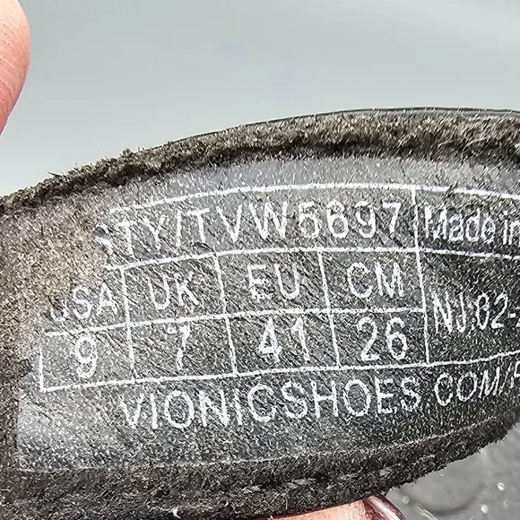 Vionic Misty Wedge Strap Sandals