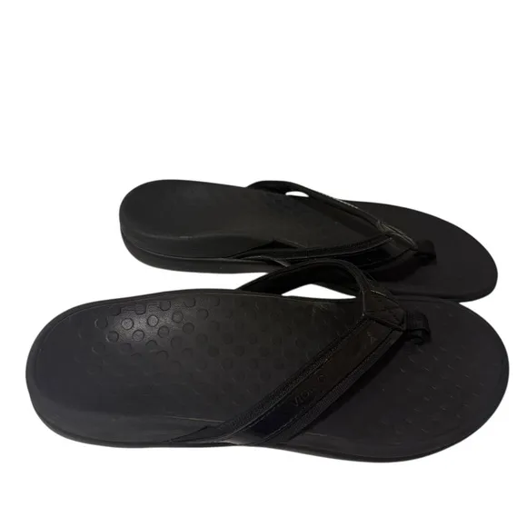 Vionic Tide Il Flip Flop in Black. In great conditions