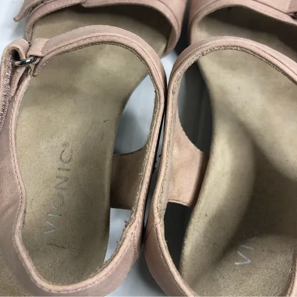 Vionic Wedges Adelaide Womens size 7 Ankle Strap Sandals Wedge
