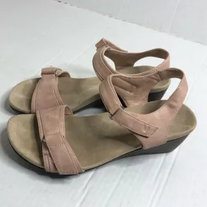 Vionic Wedges Adelaide Womens size 7 Ankle Strap Sandals Wedge