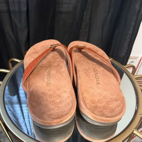 Vionic Hilda Sandals