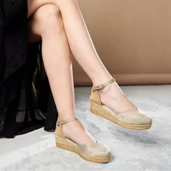 Viscata Pubol Espadrille Ankle Strap Metallic Canvas Wedge Beige Size 41/10