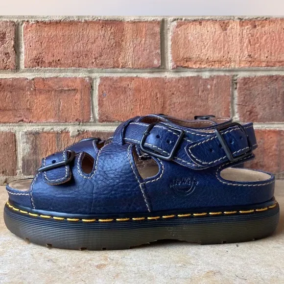 vtg 90s dr. martens 8209 MIE strappy fisherman sandal platforms