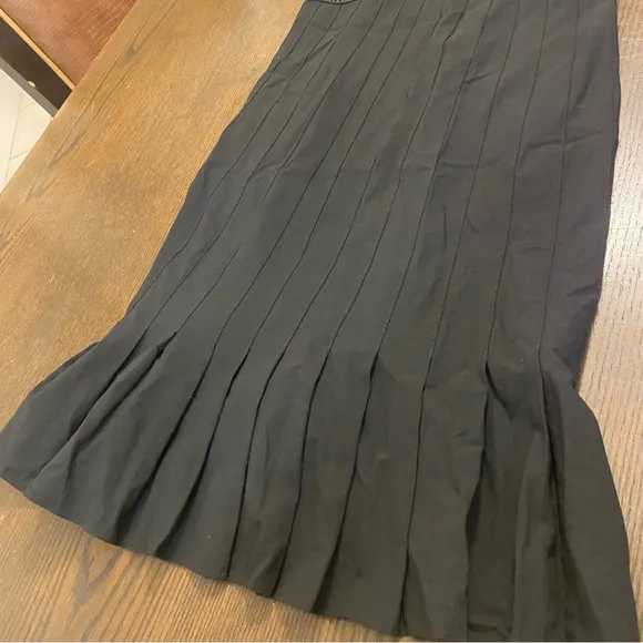 VTG Catherine Malandrino Silk &amp; Wool Blend Black V-neck Pleated Dress Size 10
