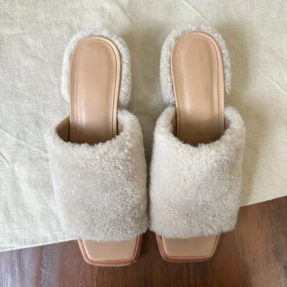 WAL &amp; PAI Itasca Shearling Heeled Sandals in Natural