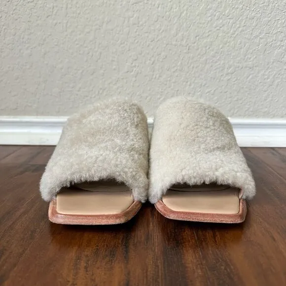 WAL &amp; PAI Itasca Shearling Heeled Sandals in Natural