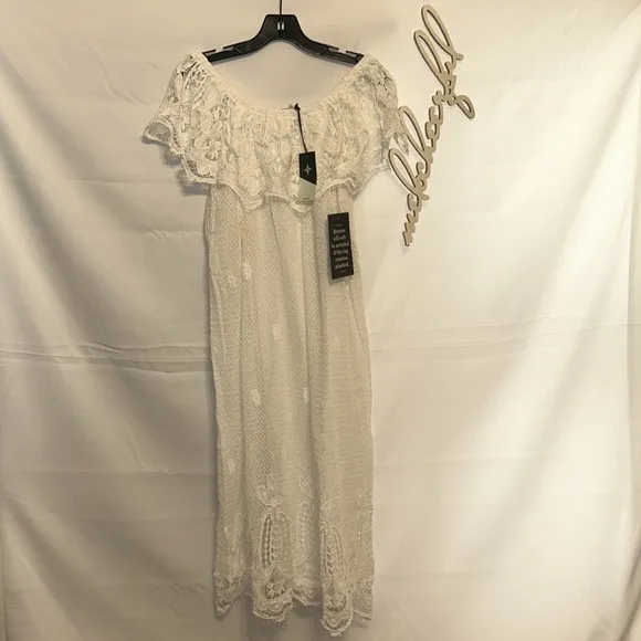 White Lace Avalon Maxi Dress