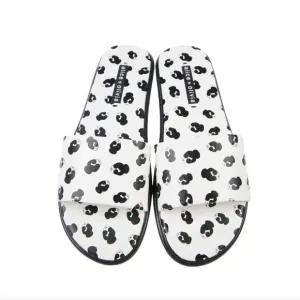 White leather Alice   Olivia Taleen slide sandals with Stace Face motif | 8.5