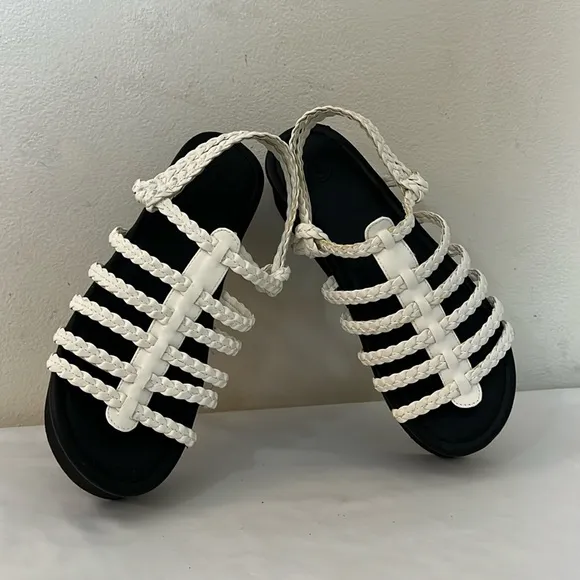 White Urban Outfitters Vegan Braided  Strap Fisherman Style Platform Sandals Sz8