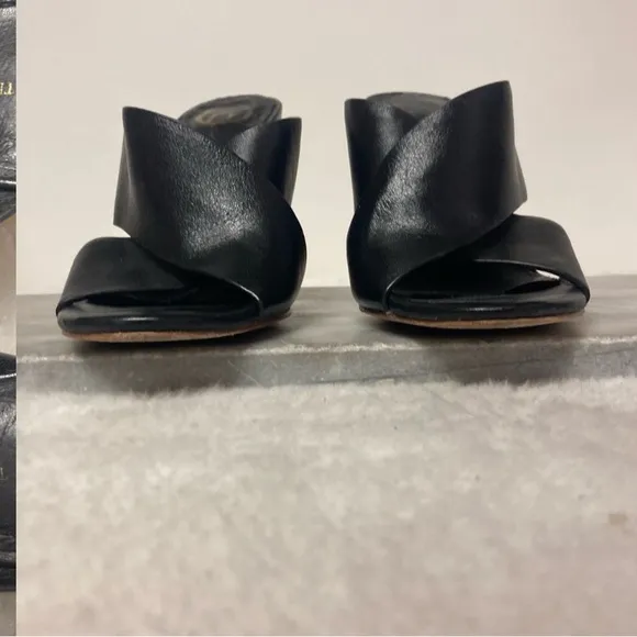 Wishbone Collection Criss Cross Leather Sandals Stacked Block Heels Black Sz 7