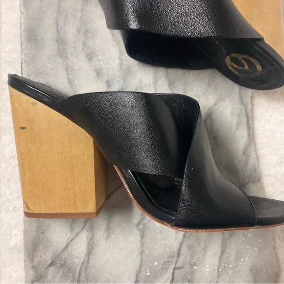 Wishbone Collection Criss Cross Leather Sandals Stacked Block Heels Black Sz 7