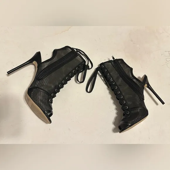 Women’s ALDO Black Sandals Mesh Lace Heels Size 8