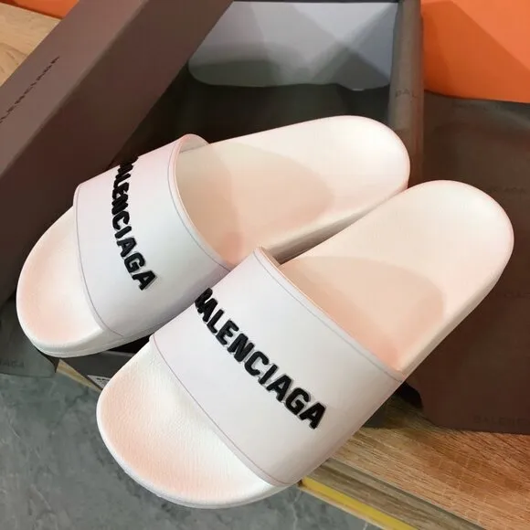 WOMENS BALENCIAGA LOGO POOL SLIDES SANDALS SLIPPERS WHITE BLACK