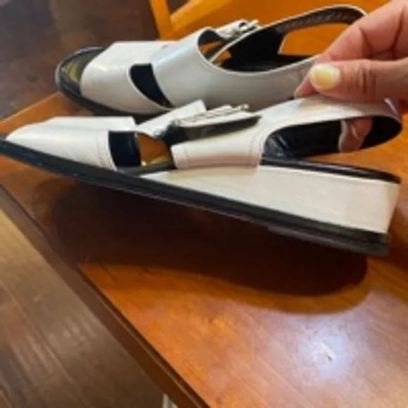 Women's Bibiana's Sandals White Leather Slingback Buckle Size 8M
