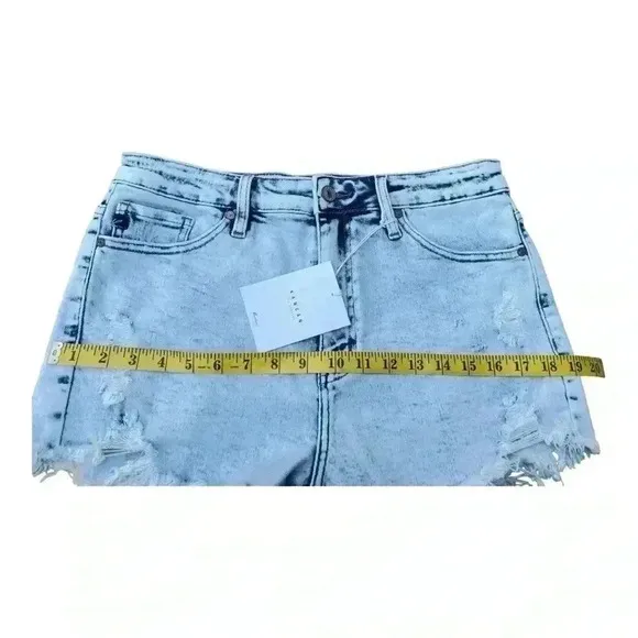 Women's KanCan Acid Wash High Rise Denim Shorts With Frayed Hem Size XL