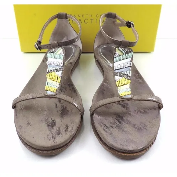 Women's Kenneth Cole Reaction Bon Net T3 Beaded T-Strap Sandals Taupe Size 8.5