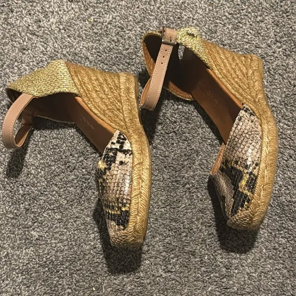Women's Kurt Geiger Monty Yellow Snake Print Wedge Sandals Size 38