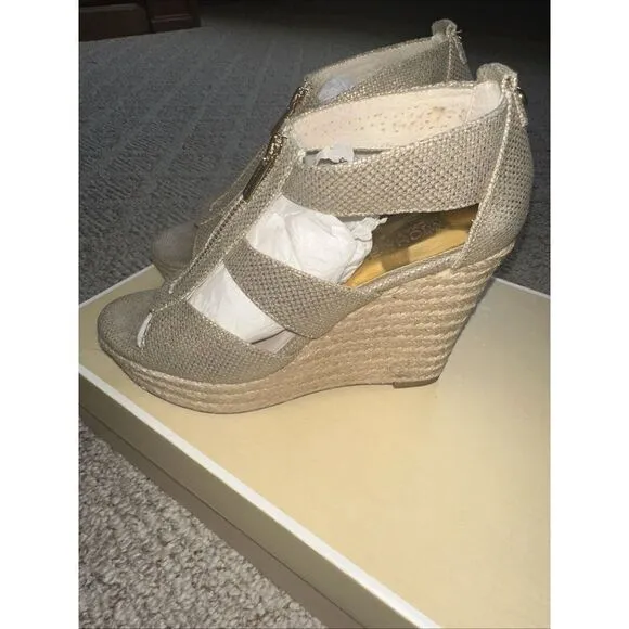 Womens Michael Kors Gold Espadrille Wedge Sandals Size US 6 EUC
