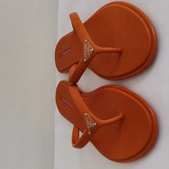 Women's Prada Orange Logo Flip Flop Sandals Pool slides Sz EU 39 US 9