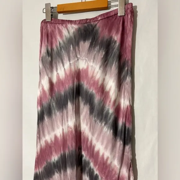 Young Fabulous &amp; Broke Satin Tie Dye Midi Skirt large