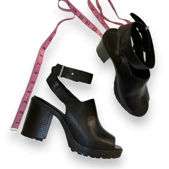 Zara Black Leather Chunky Track Sole Ankle Strap Heeled Sandals | Size 39